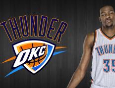 开云体育下载-王座之下，班凯罗以历史级压制力，写下属于新王的序章