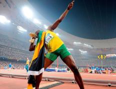 开云体育入口-跨洲风暴，当秘鲁鏖战多特蒙德，孔德如何化身关键先生