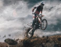 开云下载-压力之下东契奇狂砍40+三双救主，尼克斯终结爵士六连胜