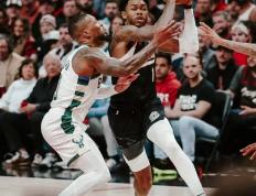 开云体育APP下载-雄鹿再胜热火，字母哥独揽30+，带队获胜