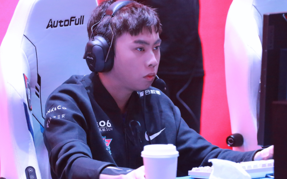 开云体育-关于TSM横扫BRO，Jankos打出惊人五杀顶尖较量淘汰赛，留下经典瞬间的信息