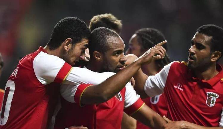 开云体育官网-关于雷加利斯主场失利，中游位置继续不稳定的信息