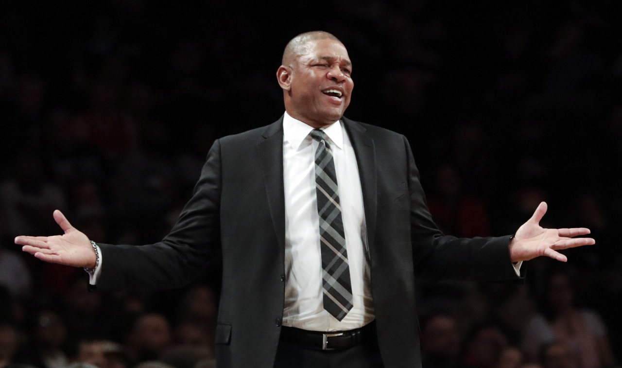 开云体育入口-快船队主帅里弗斯离队，球队迅速寻找新帅人选