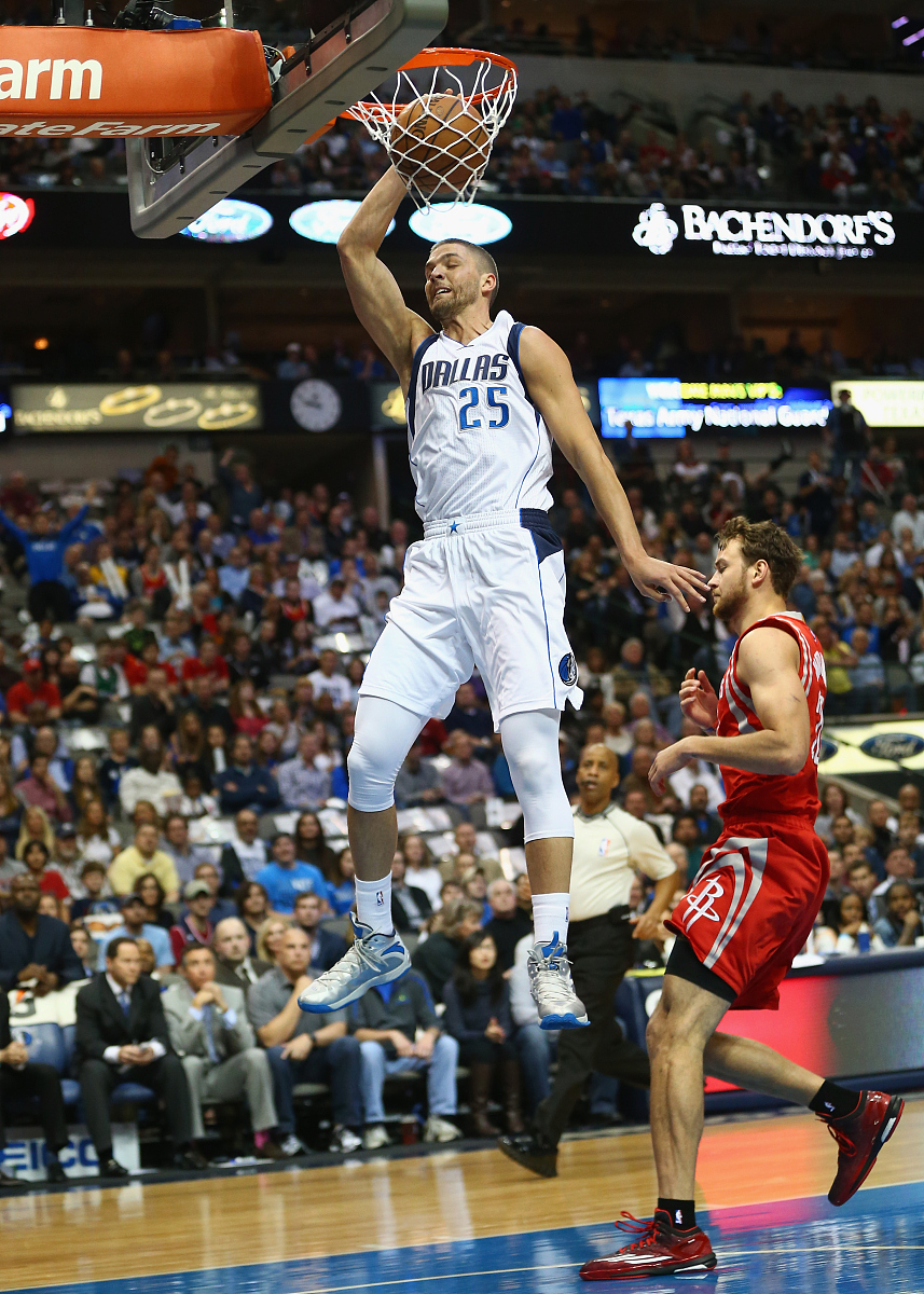 开云体育入口-新疆队险胜马刺，福克斯高光表现的简单介绍