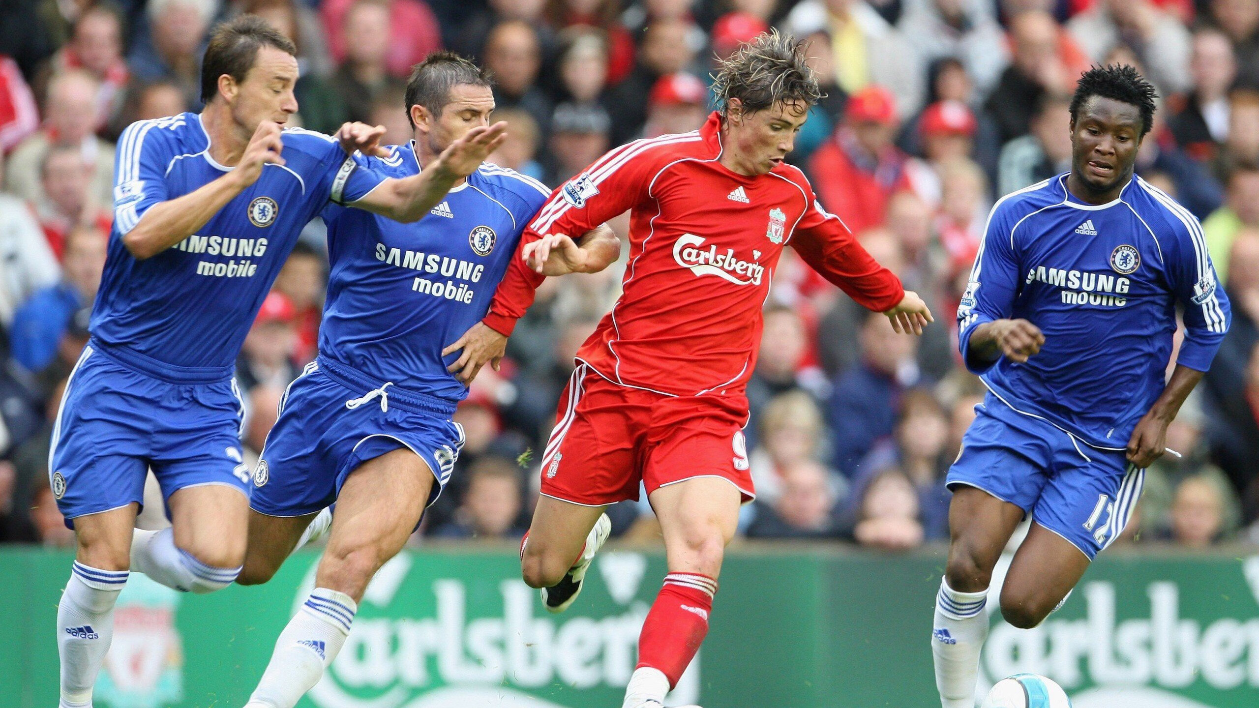 开云体育官网-巴黎铁腕终结药厂不败金身，伊布连续破门拉开争冠差距