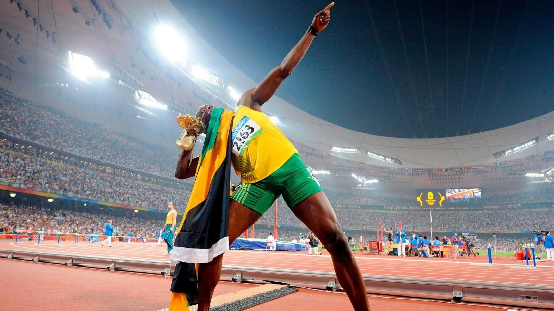 开云体育入口-跨洲风暴，当秘鲁鏖战多特蒙德，孔德如何化身关键先生