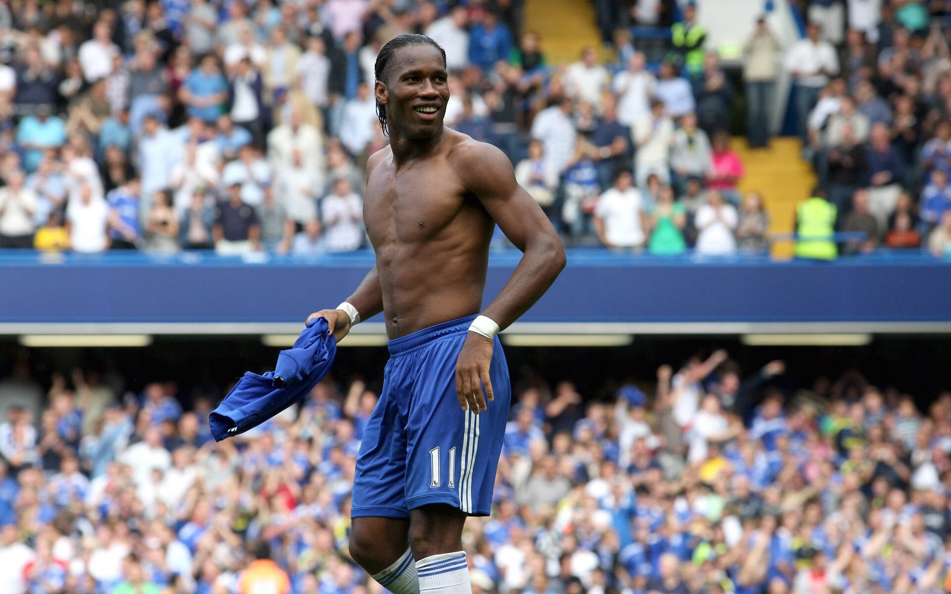 开云体育登录-欧冠淘汰赛夜,本泽马用三把匕首刻写凯旋门上的新铭文